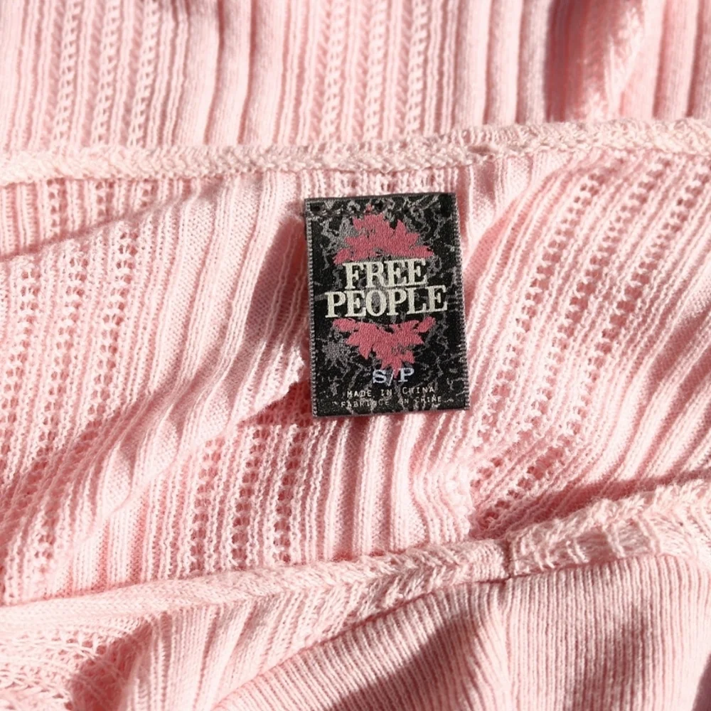 Gorgeous Free People Pink Turtleneck long sleeves with lace details, Small - Picture 6 of 10